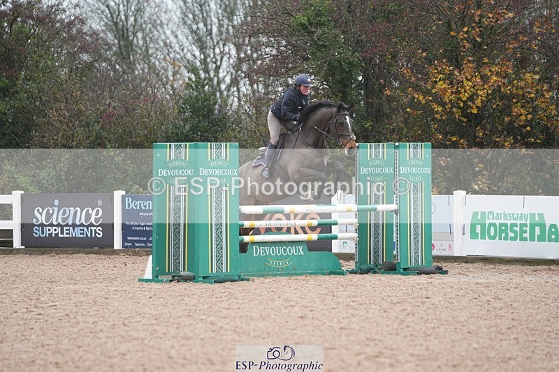 251107-115538-00636 - Cls 4 Snr 1.05m Open