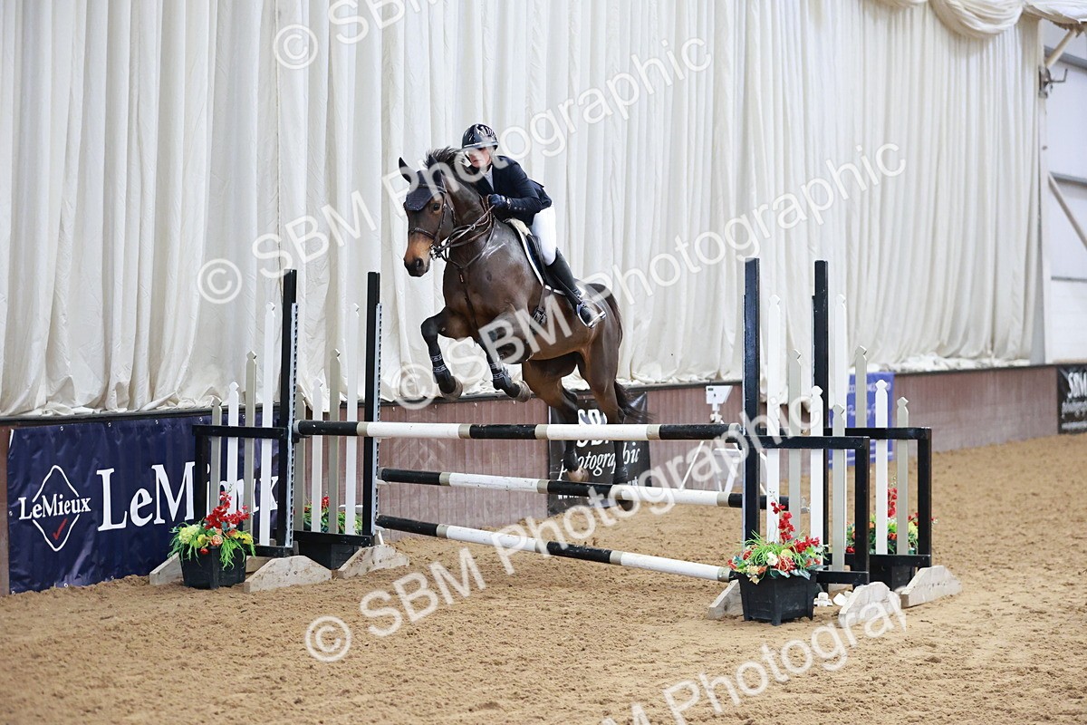 SBM_004082 - Class 11 - Senior Newcomers - 1.10m