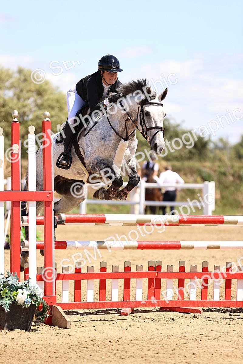 SBM_014447 - Class 15 - Senior Newcomers - 1.10m Open