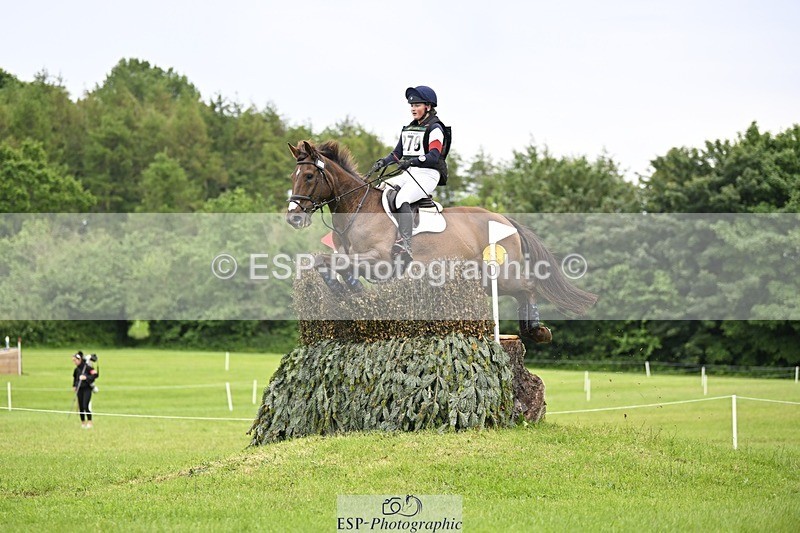 240525-170056-18504 - 279-MHF_LADY-Poppy_von_Maltzahn