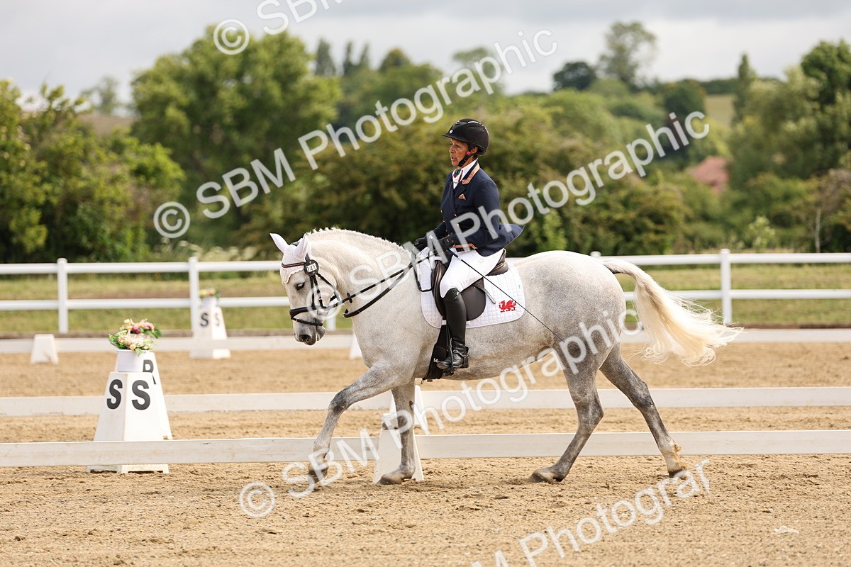 SBM_001118 - Class 1 - Prelim 4 - 8.00-10.20