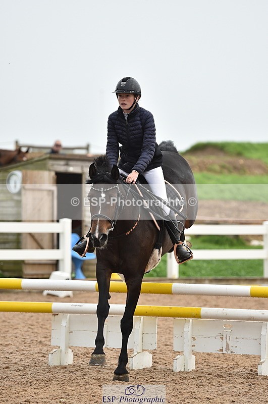 220829A-172458-00427 - 80cm Classes 5a 5b & 6