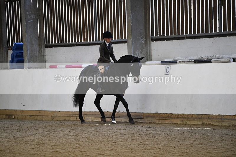 WJ5_5960 - Class 9 Ridden Veteran