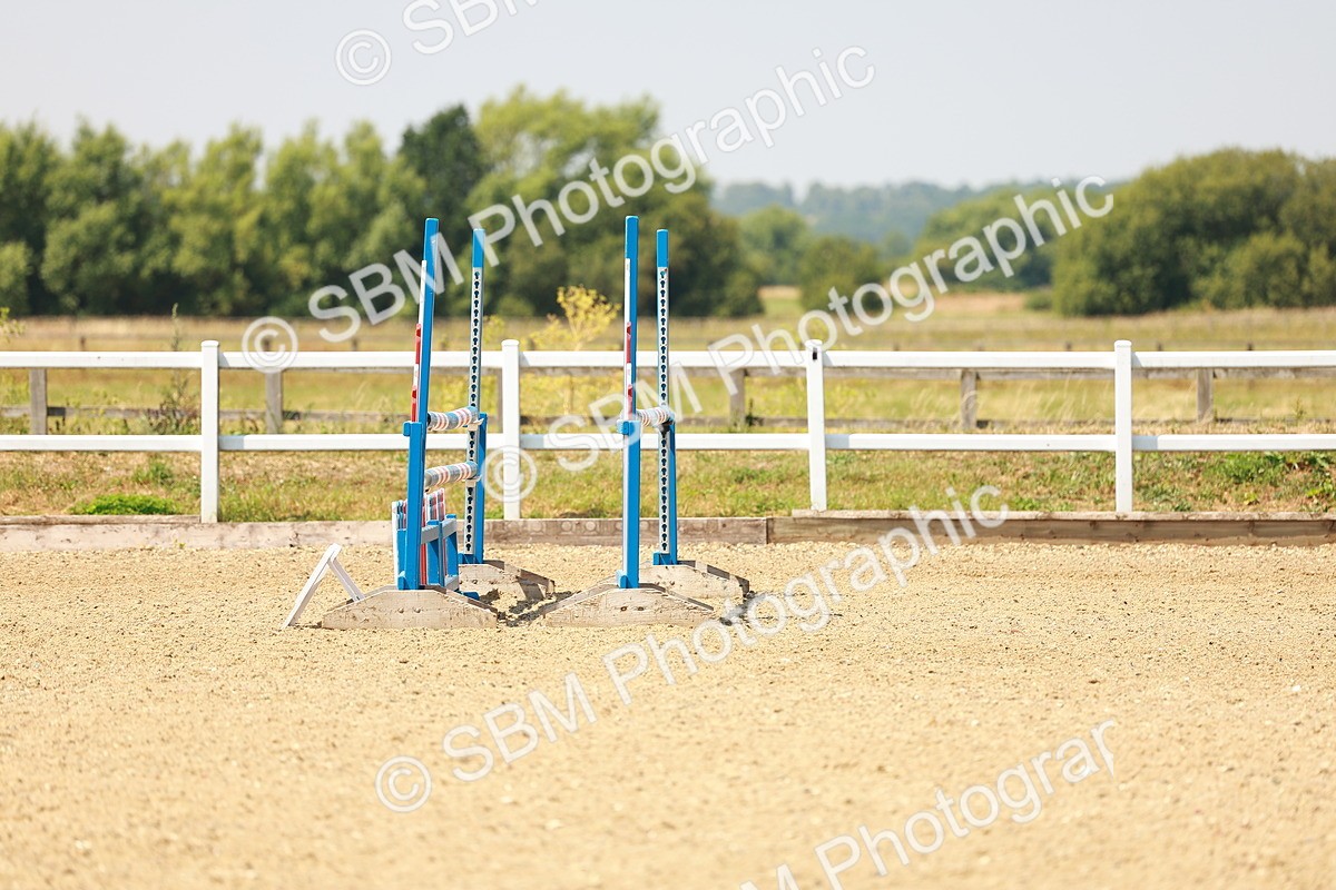 SBM_001639 - Class 4 - Senior Newcomers - 1.10m