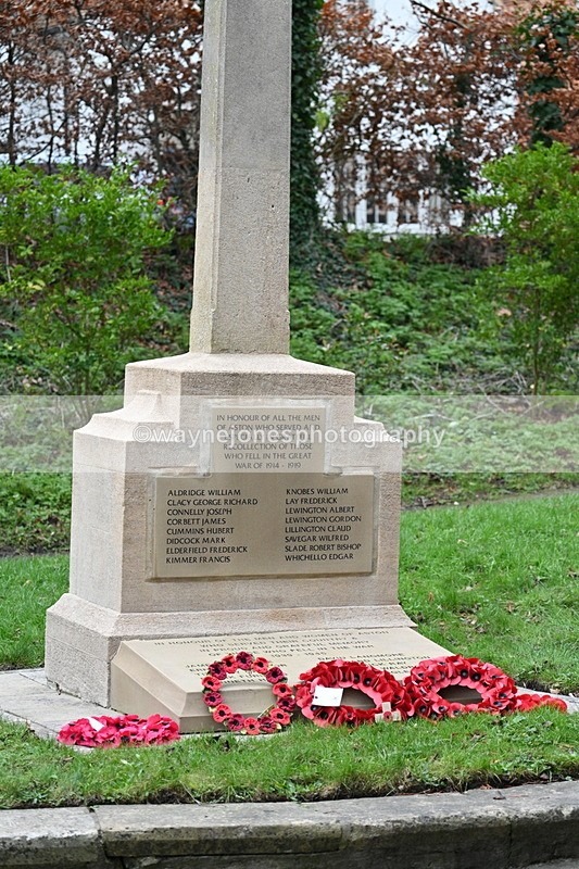 WJ7_1011 - Pub Corner