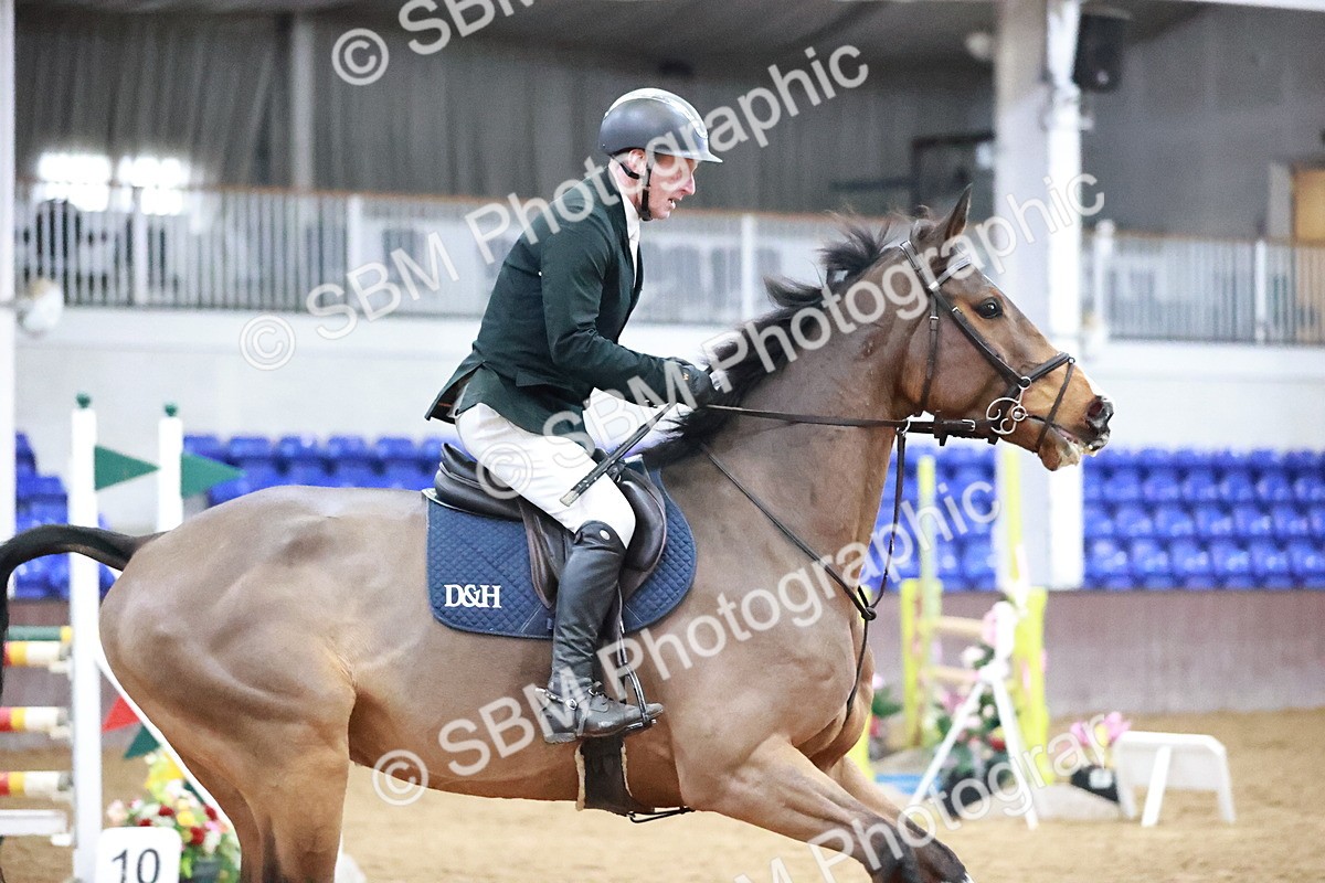 SBM_002437 - Class 10 - Senior newcomers 1.10m