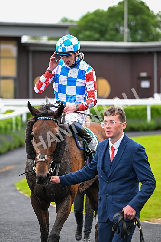 110626-Race 5-Sixpack-5334 - Race 5 20.23pm Try Racing TV For Free Now Handicap