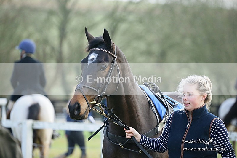 PtP 121221 107 - Barbury International Point-to-Point 112/12/2021