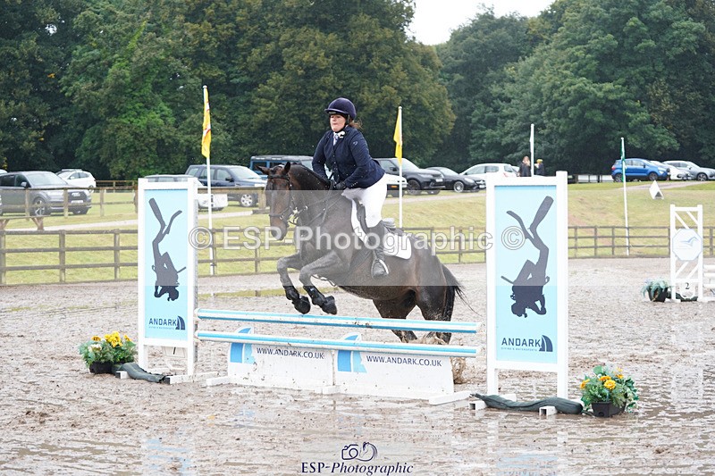 240824X-090744-20585 - 70cm Round 1 8.30 to 9.30