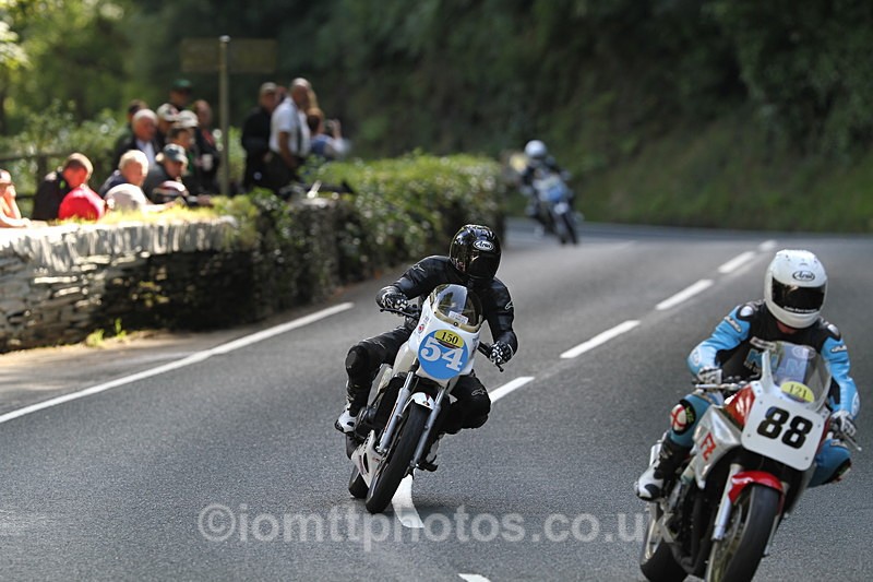 FOM_1272 - Classic TT Lap of honour