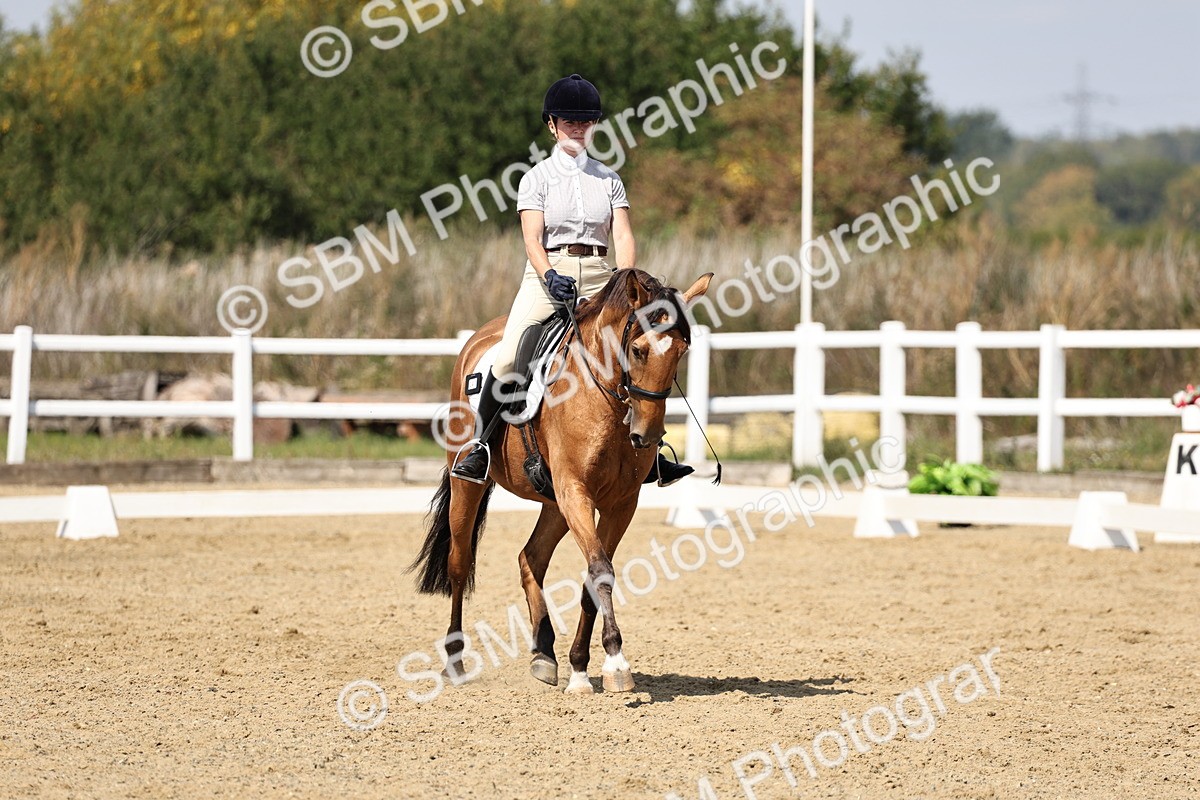 SBM_018630 - Class 16 - Novice 5 - 12.08-13.11