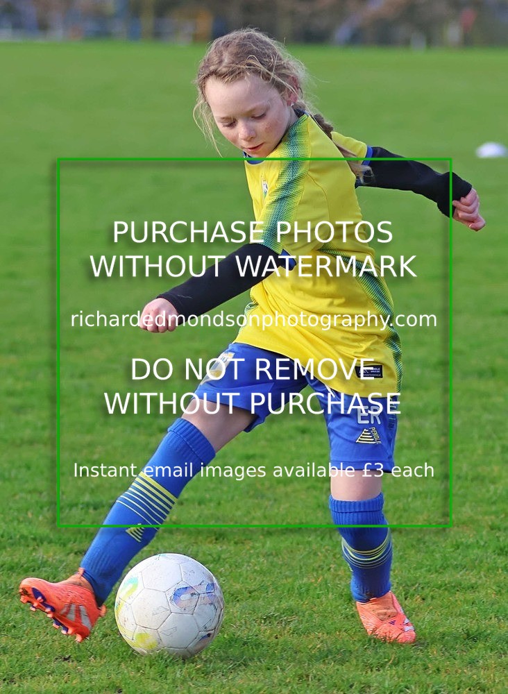 533A3175 - Kendal United Girls Under 10's vs Lune Valley Lightning Under 10's
