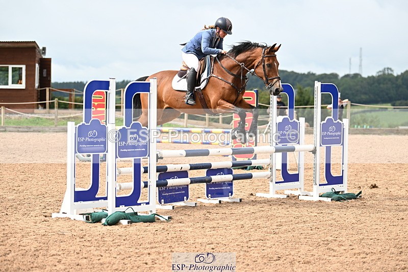 240908A-130243-03875 - Cls 15 U21 Intro 90cm-1.00m  Team Comp