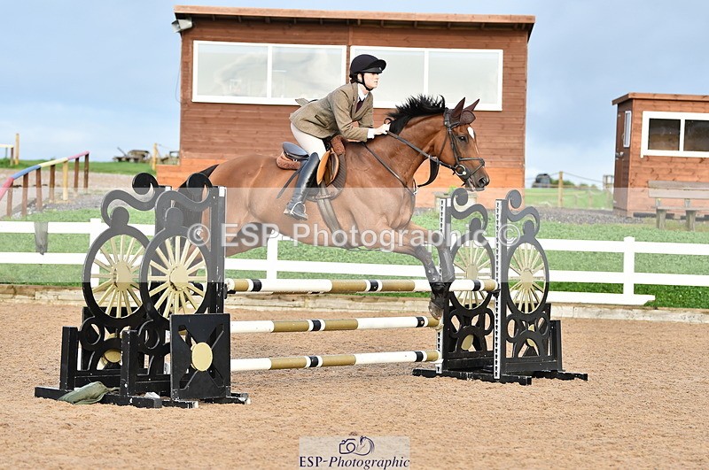 220829A-180432-00497 - 90cm classes