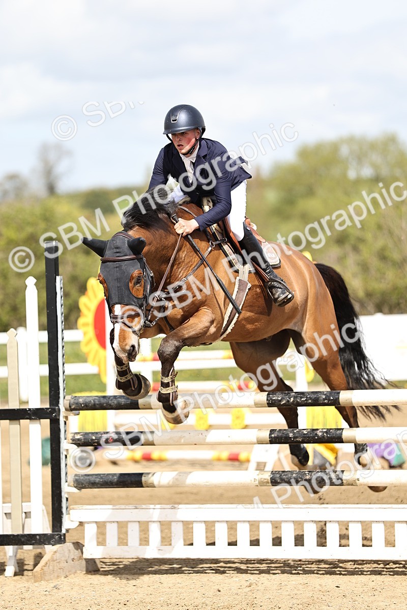 SBM_001107 - Class 4 - Senior Newcomers - 1.10m