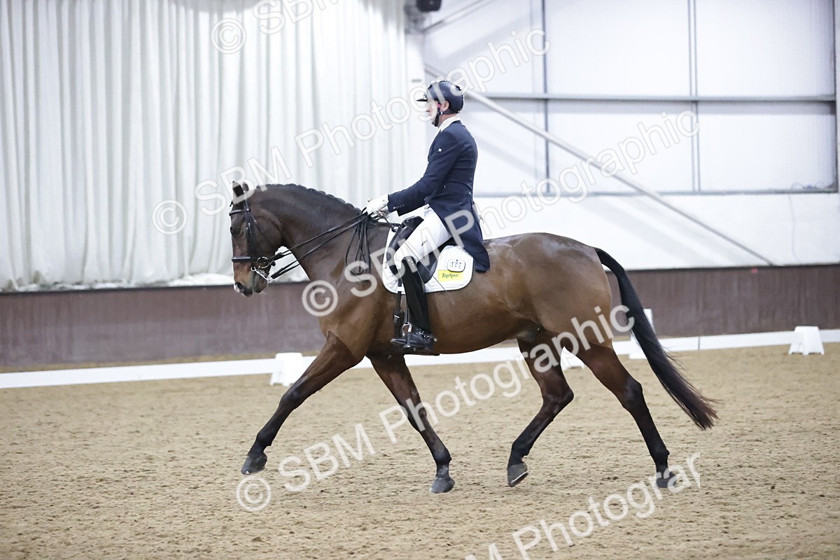 SBM_009151 - Class 16-17-19-21 - ADV 101-FEI PSG-FEI INT I-GP