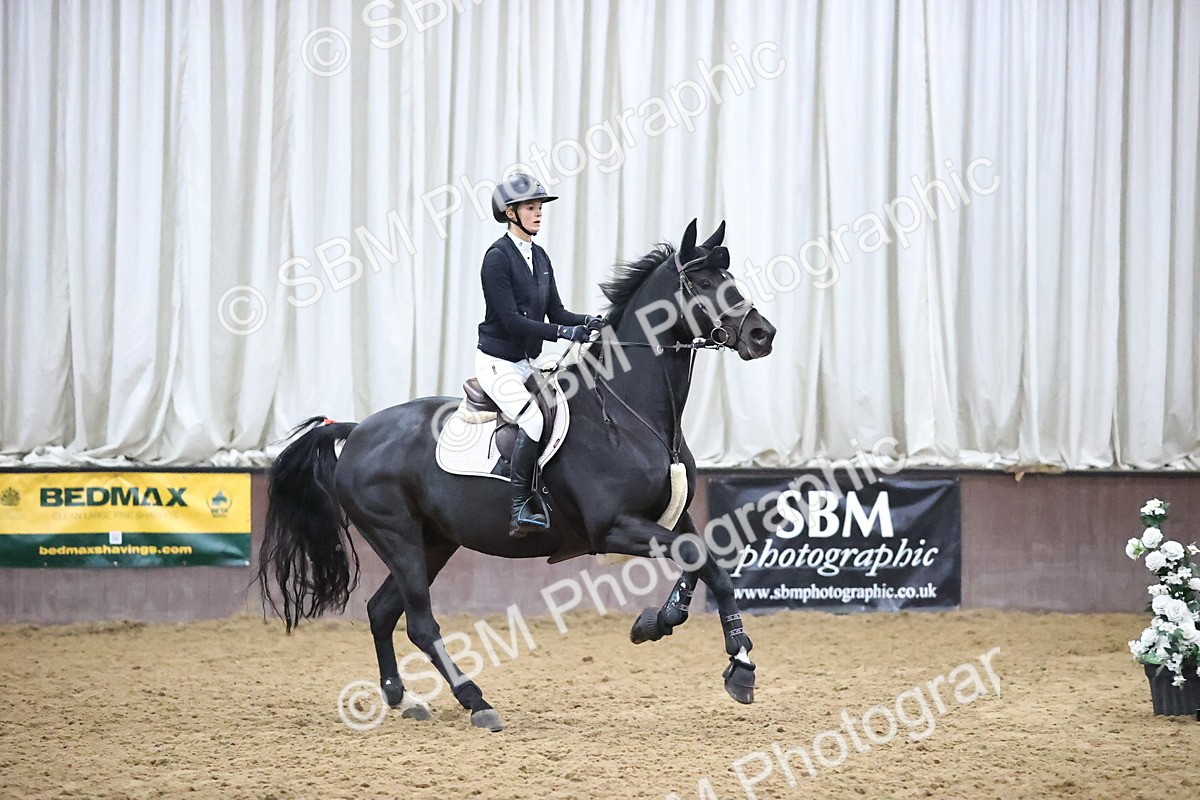 SBM_003829 - Class 12 - Senior Foxhunter 1.20m