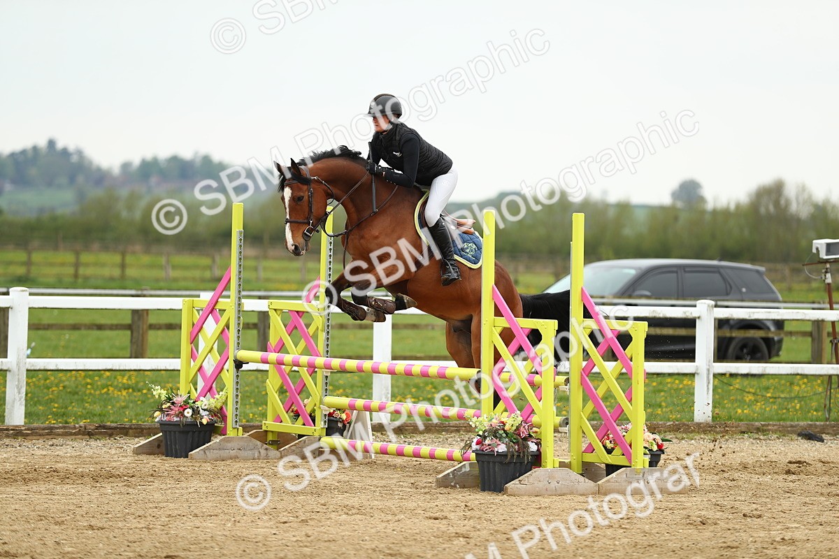SBM_000432 - Class 2 - Senior British Novice 90cm