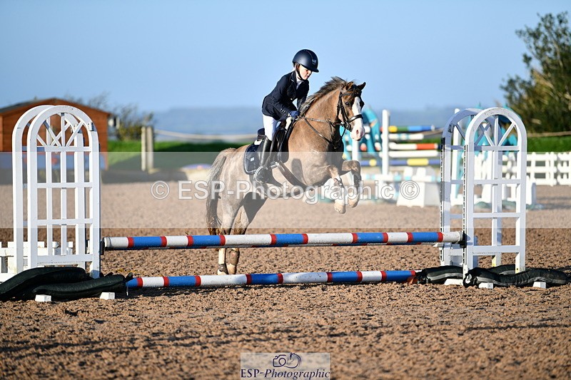 241026A-090603-00366 - SAT Cls 19 Clear Round 50cm