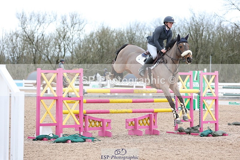 240223A-141007-01840 - Cls 5 Newcomers and 1.10m Open