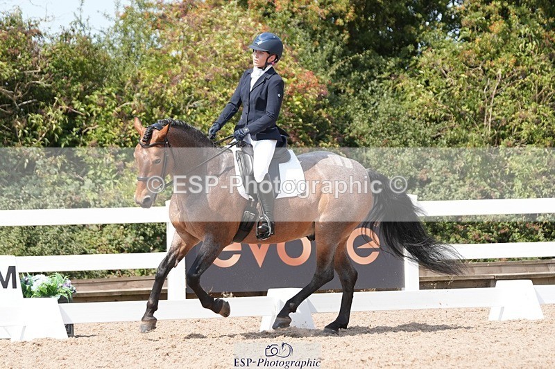 250817-125201-09477 - 177-Joanne.PengellyAshfield.Bob