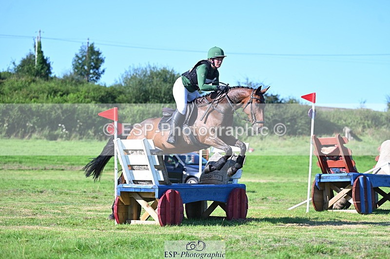 240811A-170610-07104 - 410-