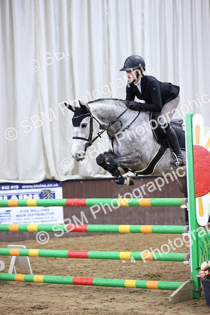 SBM_006374 - Class 16 - Senior Newcomers - 1.10m Open