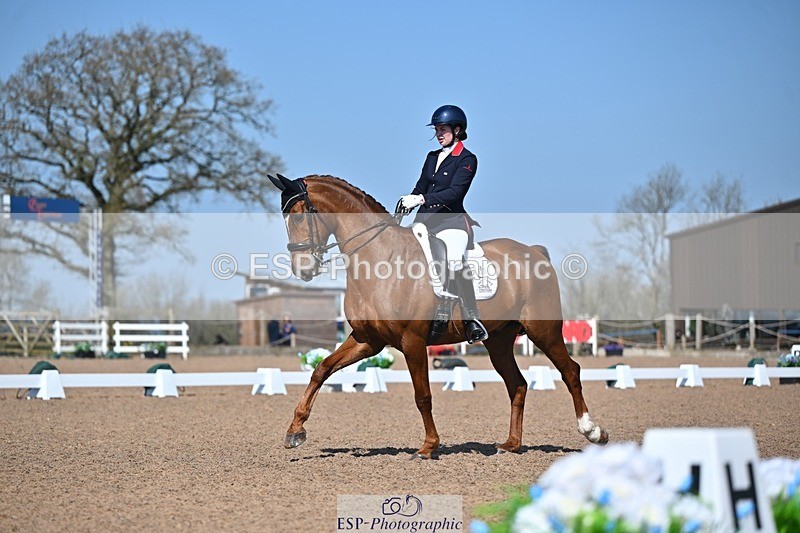 250405-104921-10038 - 120-Isabella.Caldwell-Don.Geniro