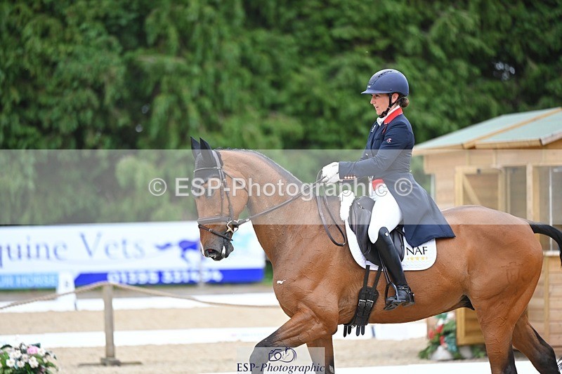 240524-114133-08983 - 520-LONDON_52-Laura_Collett