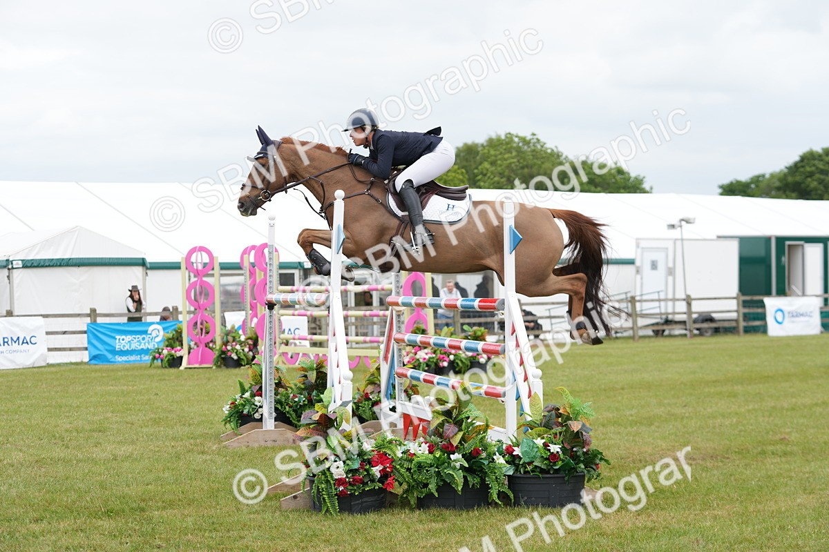 SBM_06482 - Class 202 - National 1.40m Open