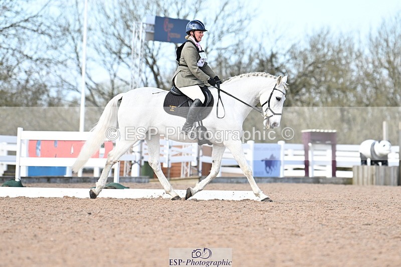 240324A-135738-03536 - Novice 28, 13.00 to 14.00