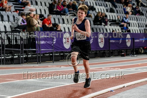 AgeInd25SUN-915621 - Track Male