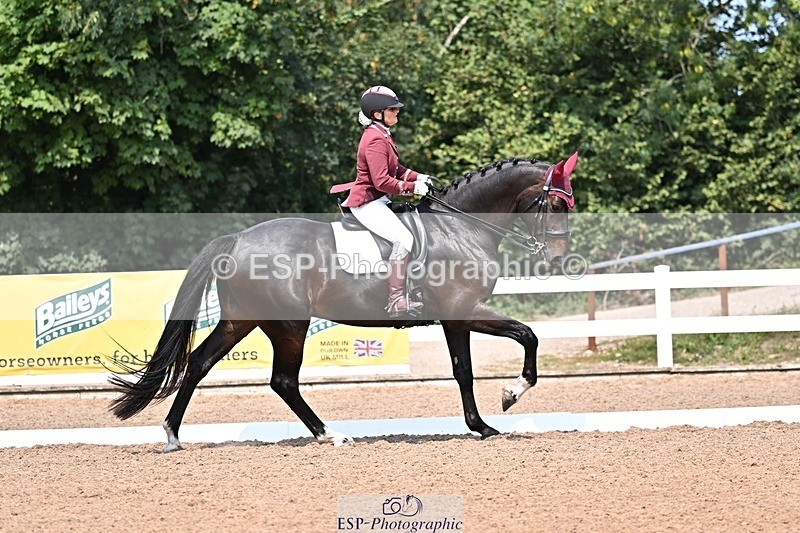 250816-133433-05136 - 035-Jane.LittlejohnNot.just.anyone