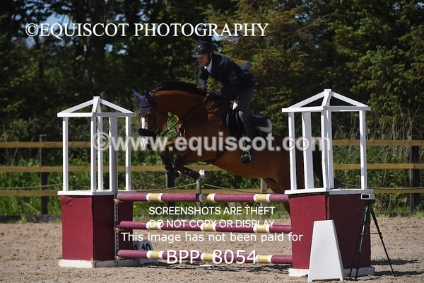 BPP_8054 - CLASS 3 Senior BritiNovice/ 90cm Open