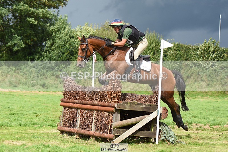 230820X-143814-4312 - BE100 XC 14.00 to 15.00 End