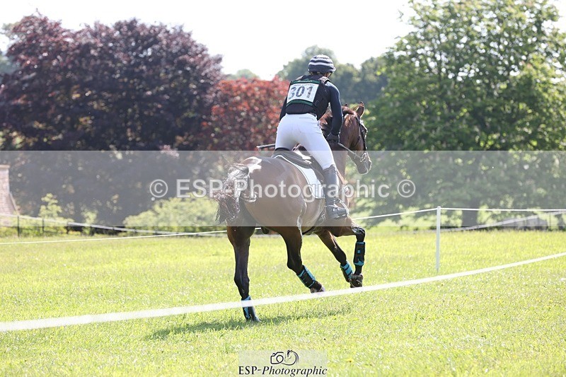 240525-093359-11864 - 301-CAMOUFLAGE-Alexander_Bragg