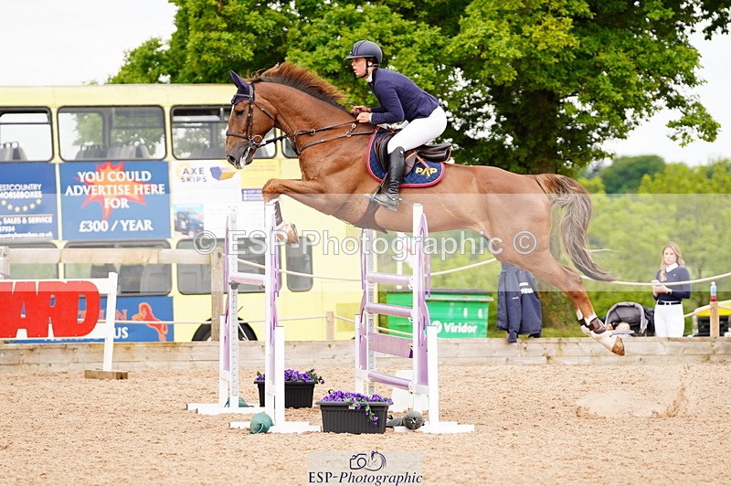 240524A-130902-03773 - Cls 16 Snr 1.20m Open