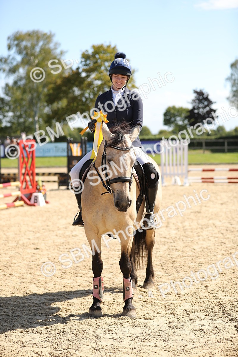 SBM_04827 - J28 - Senior Horse & Pony 60cm Championships