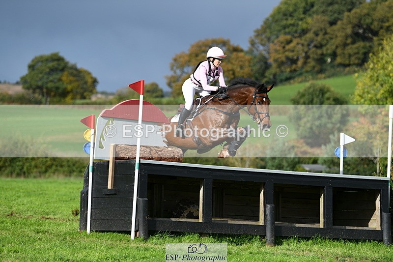 251024A-132723-12052 - B-149-Kate.Rowe