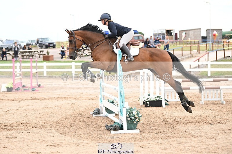 250727-091743-08760 - Cls 31 British Novice and 90cm