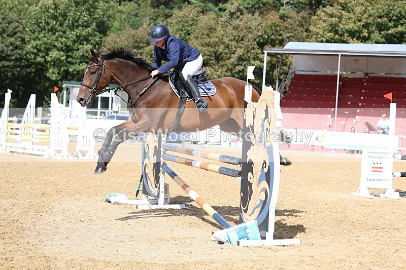 3E7A9771 - Class 10: Senior 95cm open