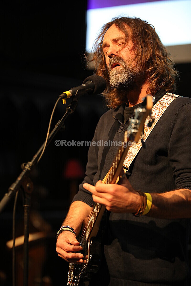 FOLK N BLUES-259 - FOLK and BLUES SEPT 2022