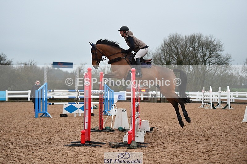 240207A-163150-00906 - Cls 6 National 1.30m