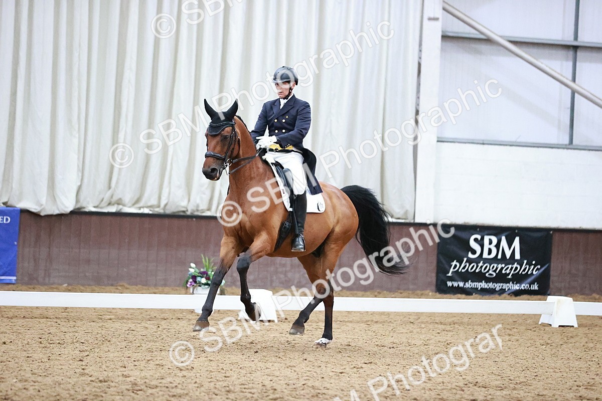 SBM_016726 - Class 5 - FEI INT II - 17.24-18.20