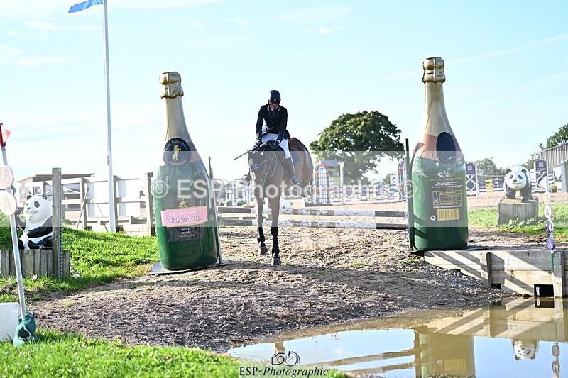 240913A-172230-05629 - Cls 19 Snr 1m Open Speed Derby