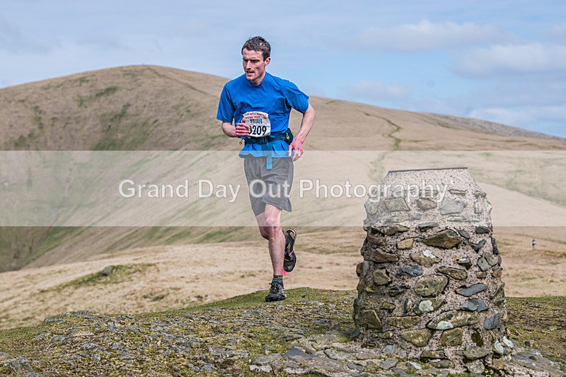 Arant haw-155 - Kendal Winter League Arant Haw Fell Races Sunday 2nd April 2023
