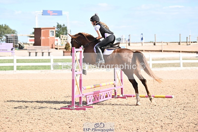 250821B-154548-00609 - Group B - Danielle