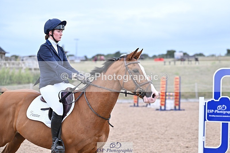 250826-190702-01351 - 1m