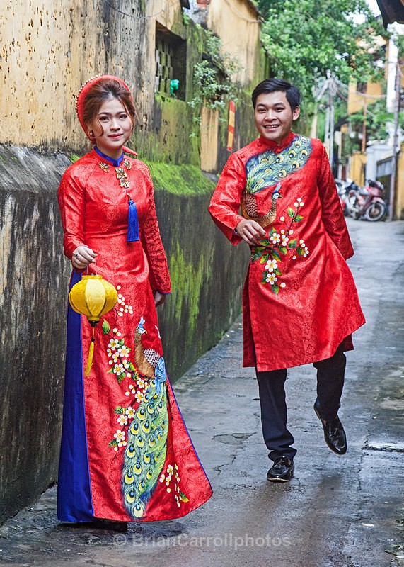 IMG_5994 Couple in Traditional Wedding Costume, Hoi An, Vietnam - Vietnam