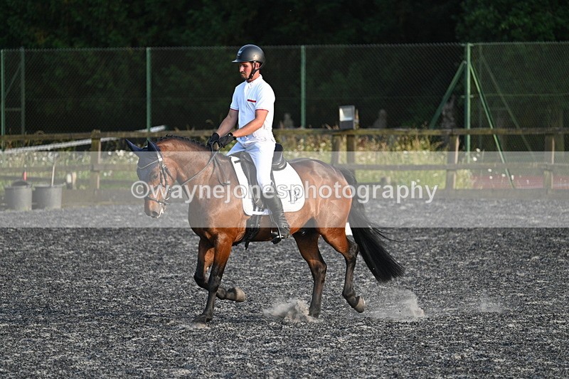 WJ7_0175 - Time 19:22 to 19:36